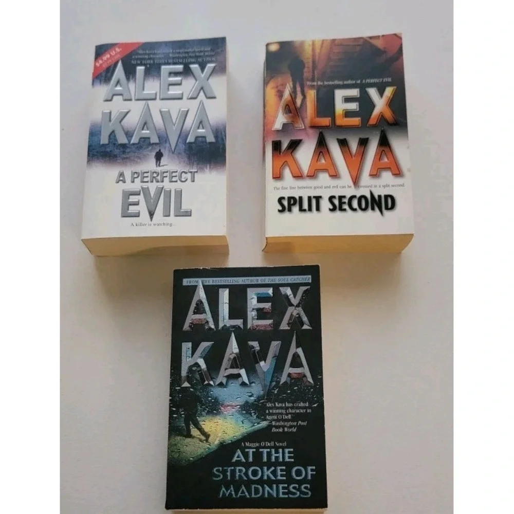 3 Alex Kava Paperback Books A Perfect Evil Split Second At The Stroke Of Madness
